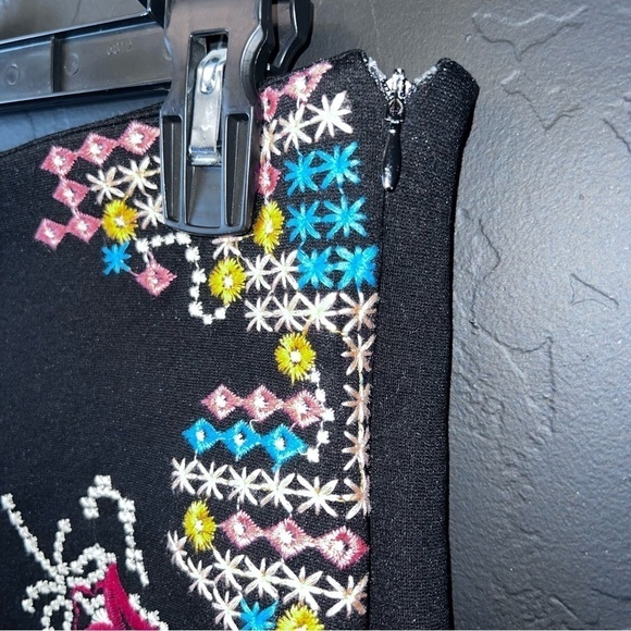 Angel Clothing mini shorts Size:M Color: Black/ floral print handmade print - Picture 5 of 7